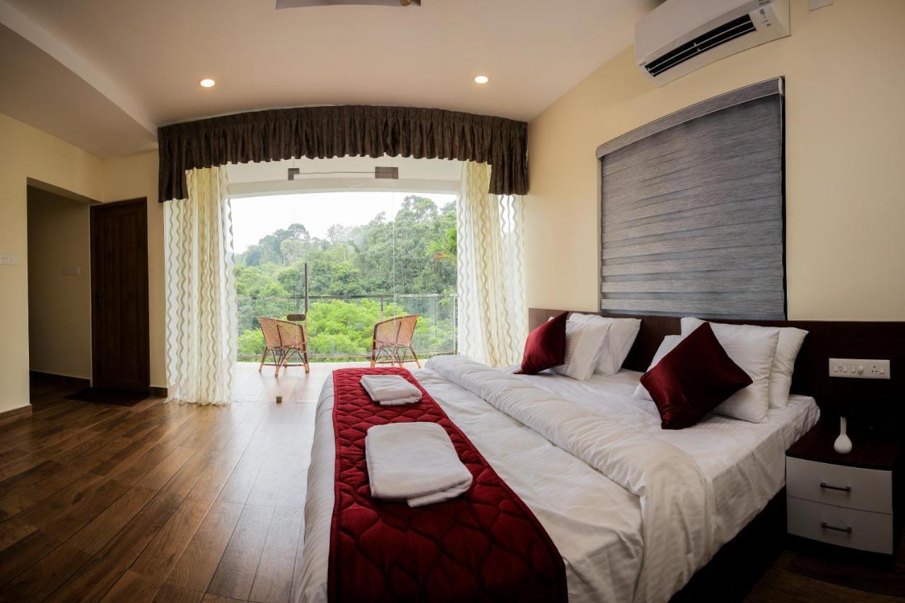Thenmala Hormuz Inn Kolattupuzha Extérieur photo